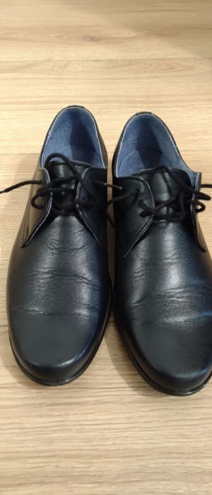 Sprzedam pantofle dziecięce.