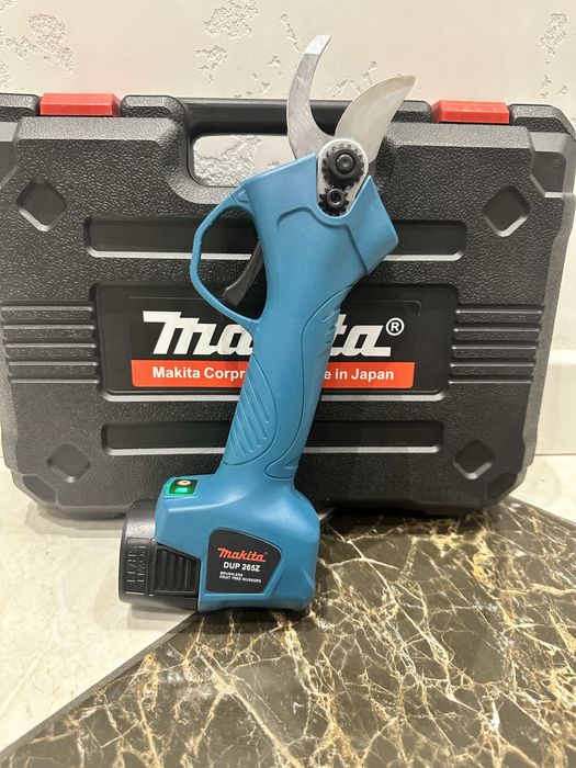 Акумуляторний секатор Makita DUP265Z