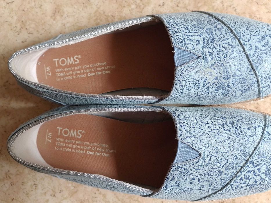 Кожаные эспадрильи TOMS. Качественные босоножки туфли лоферы мокасины.