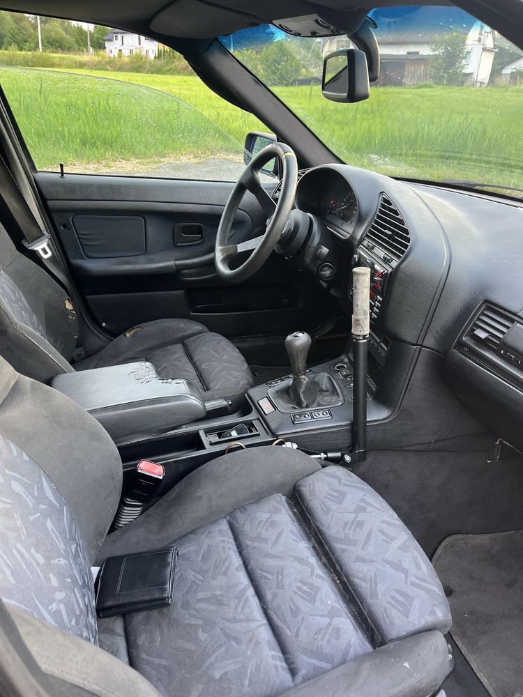 Sprzedam BMW e36 325