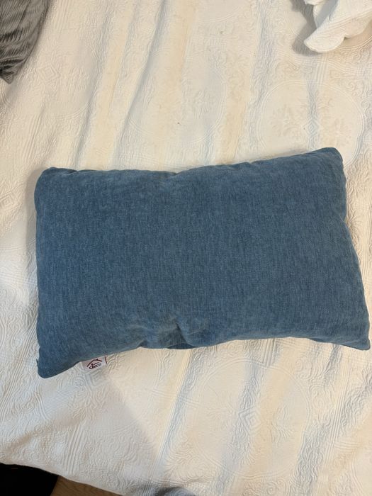 conjunto de almofadas em tons de azul