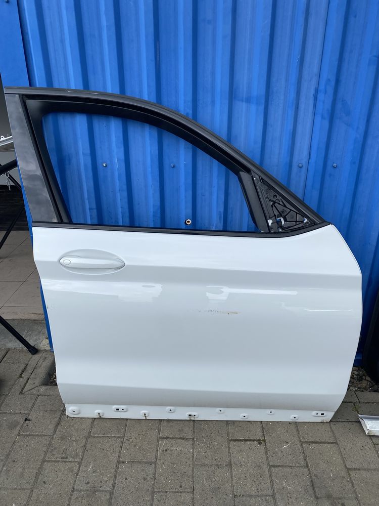 Двери передня задняя л/п BMW X3 G01 рестайл