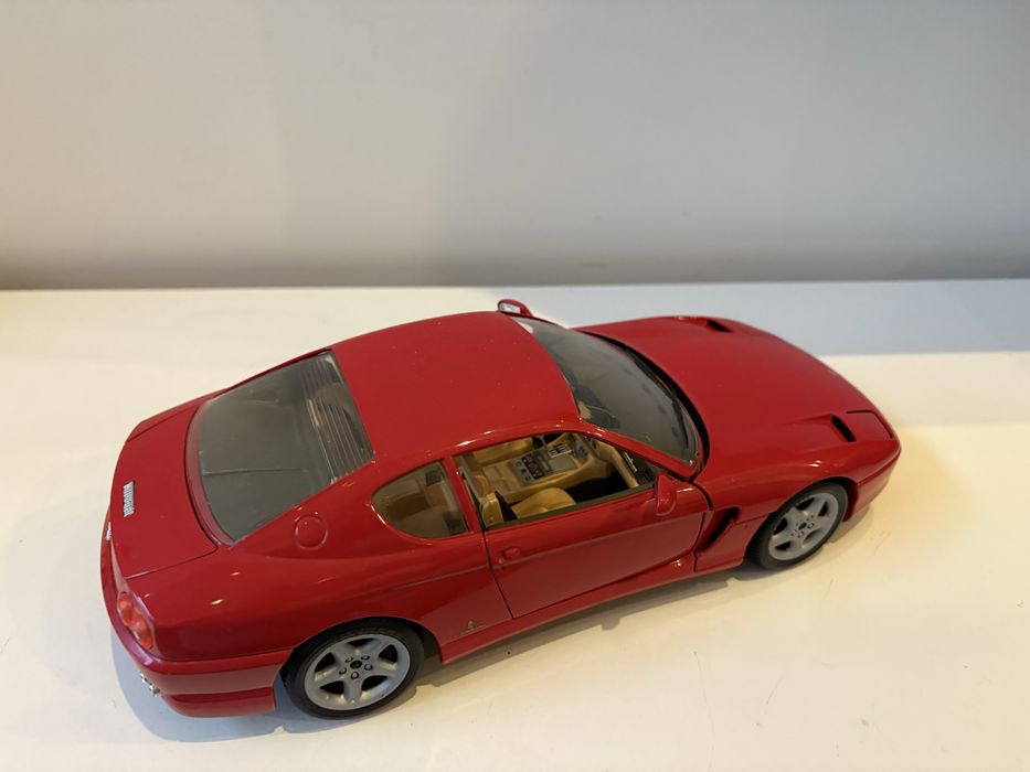 Model Ferrari 456GT 1:18 BBurago Burago (maisto welly)