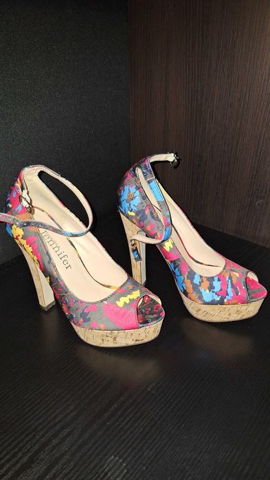 Buty na wysokim obcasie