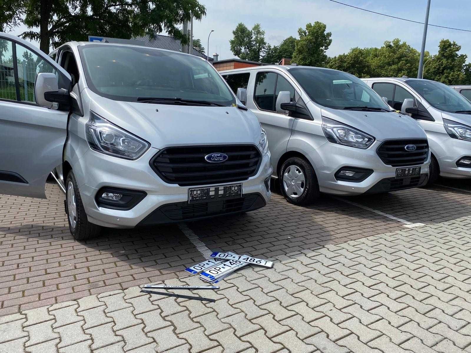 Wypożyczalnia samochodów 9 osobowych busów wynajem aut bus do wynajmu