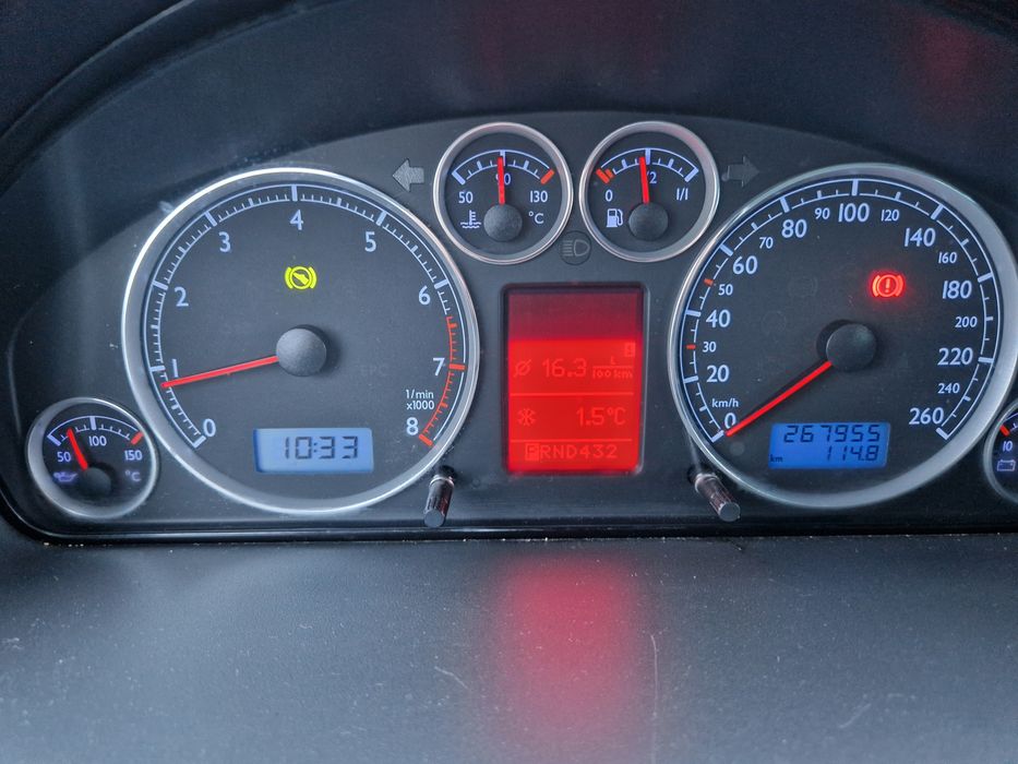 Doinwestowany Sharan 1.8t 180 koni ;)