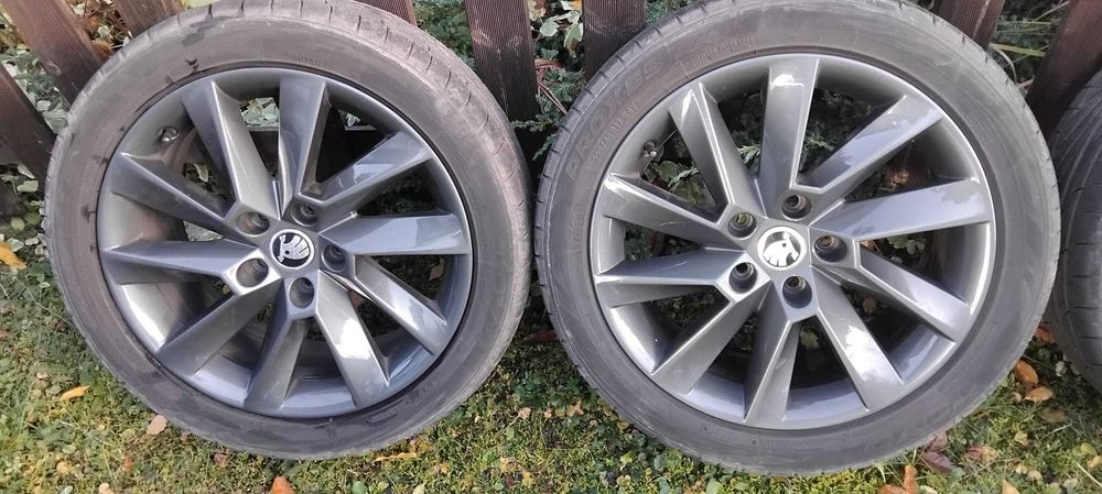 17 skoda superb octavia opony toyo
