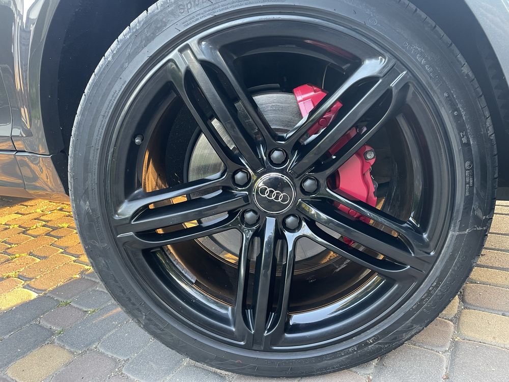 Audi Q7 Prestige S-line V12