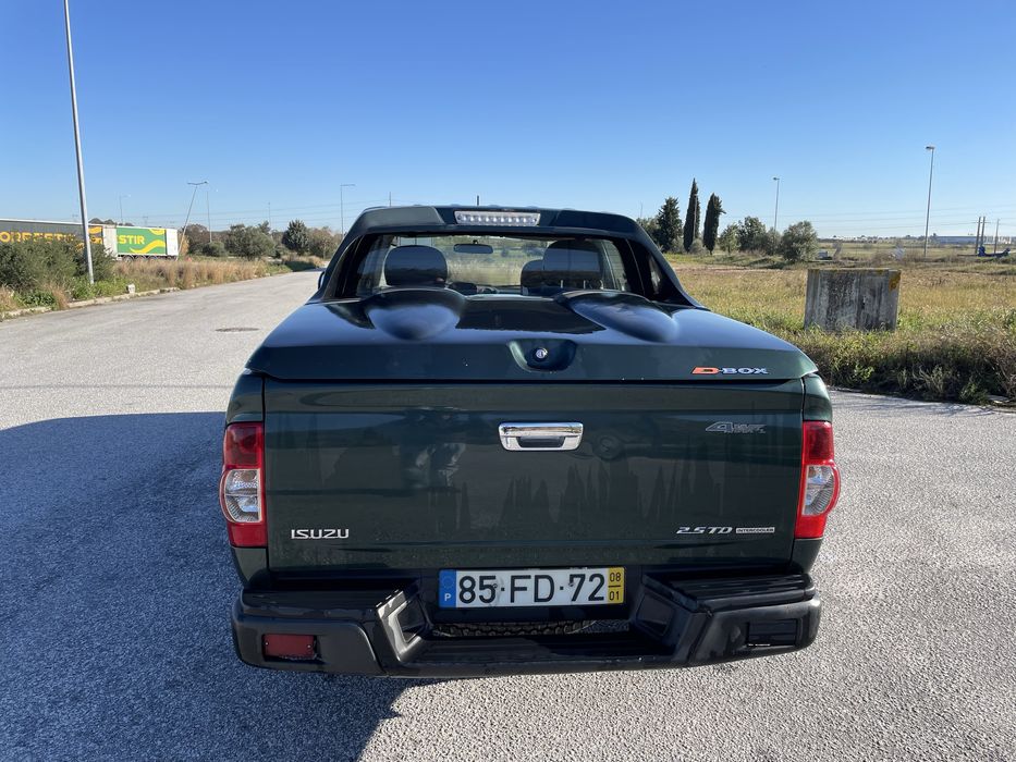 Isuzu Dmax 2,5TD 4WD