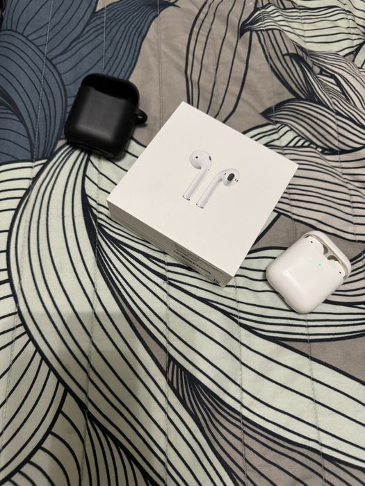 Apple Airpods Wireless Charging Case A1938 бездротова зарядка