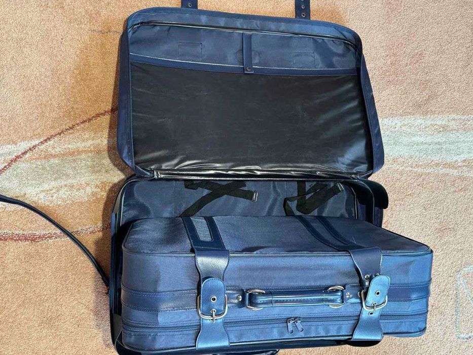 Sprzedam komplet 2 walizek