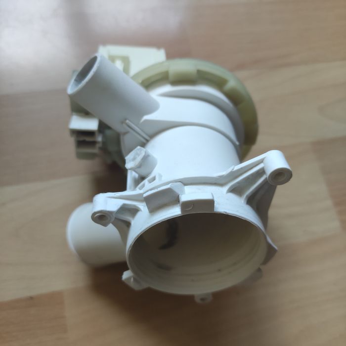 Pompa odpływowa pralki Beko WKD 23500T