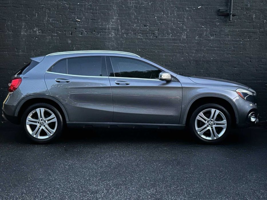 Mercedes-Benz GLA 250 4MATIC      2018