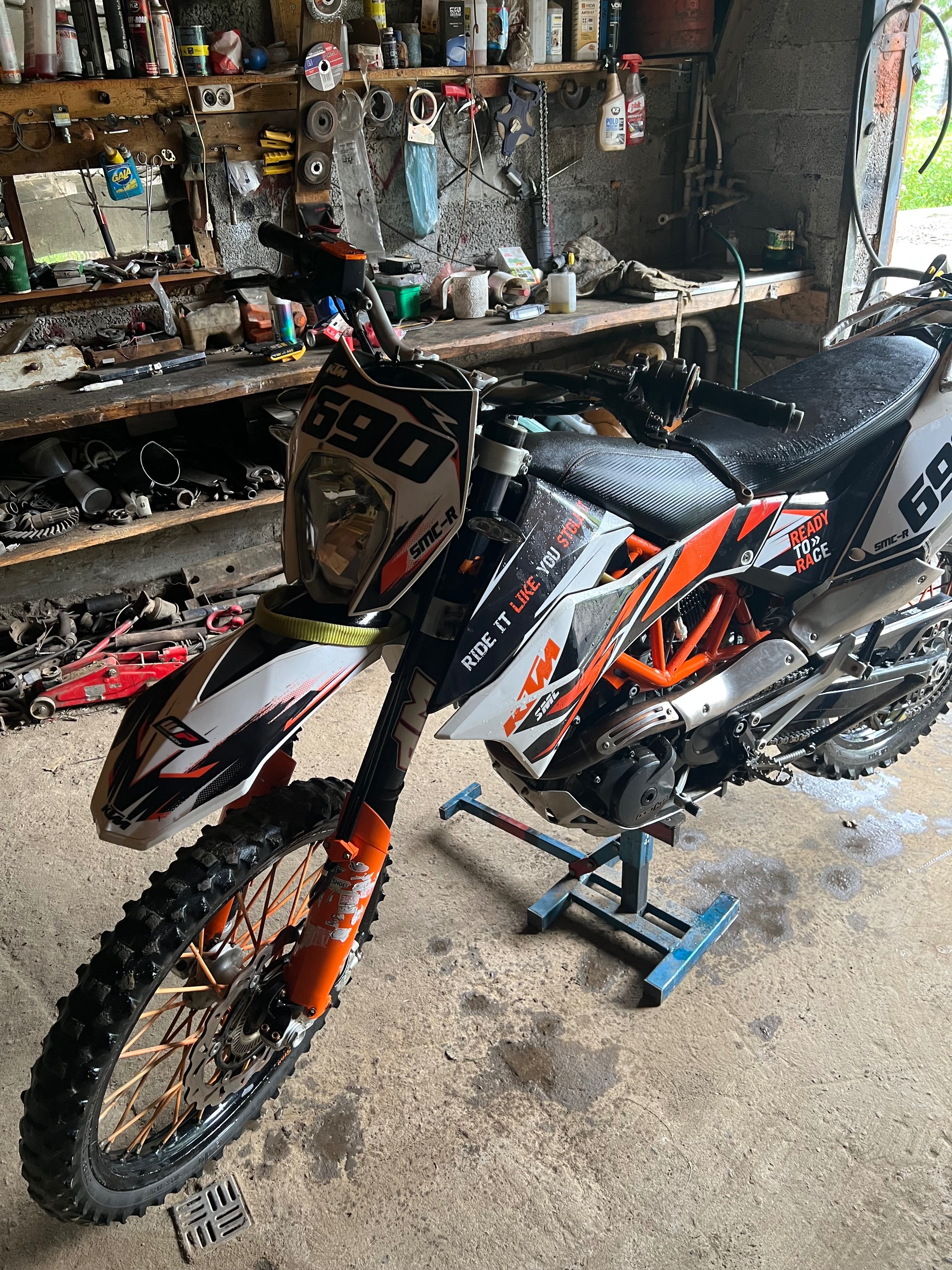 Продам KTM690smc-r