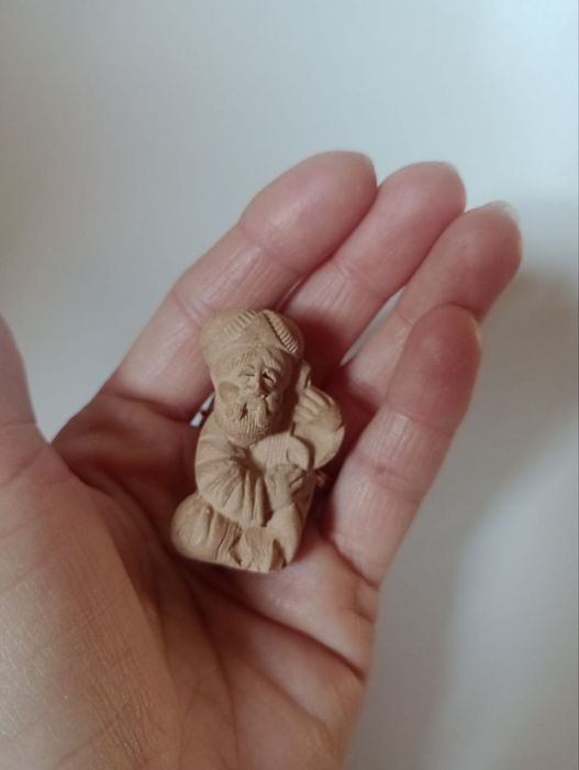 Нецкэ "Старик с бандурой" Глина.СССР.4,5 см.