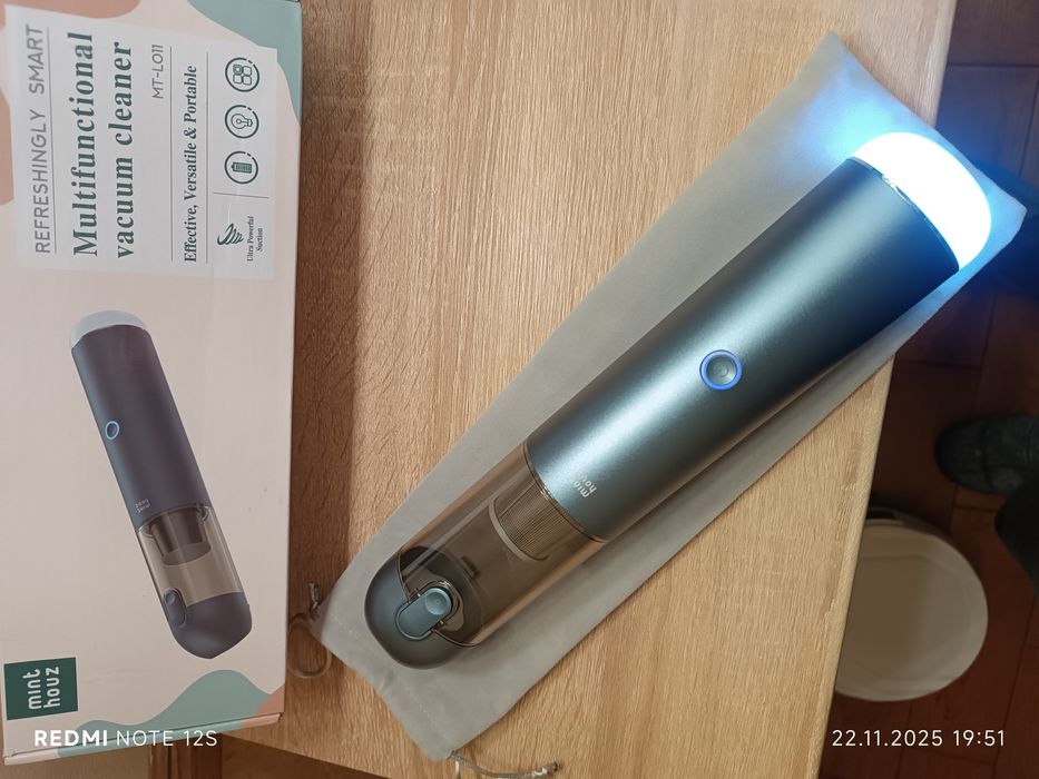 Новий потужний та якісний акумуляторний міні автомобільний пилосос