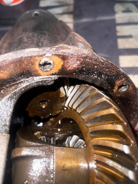 Редуктор заднього моста на ваз 2101-2107 в гарному стані