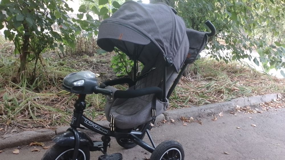 Продам детский велосипед с родительской ручкой