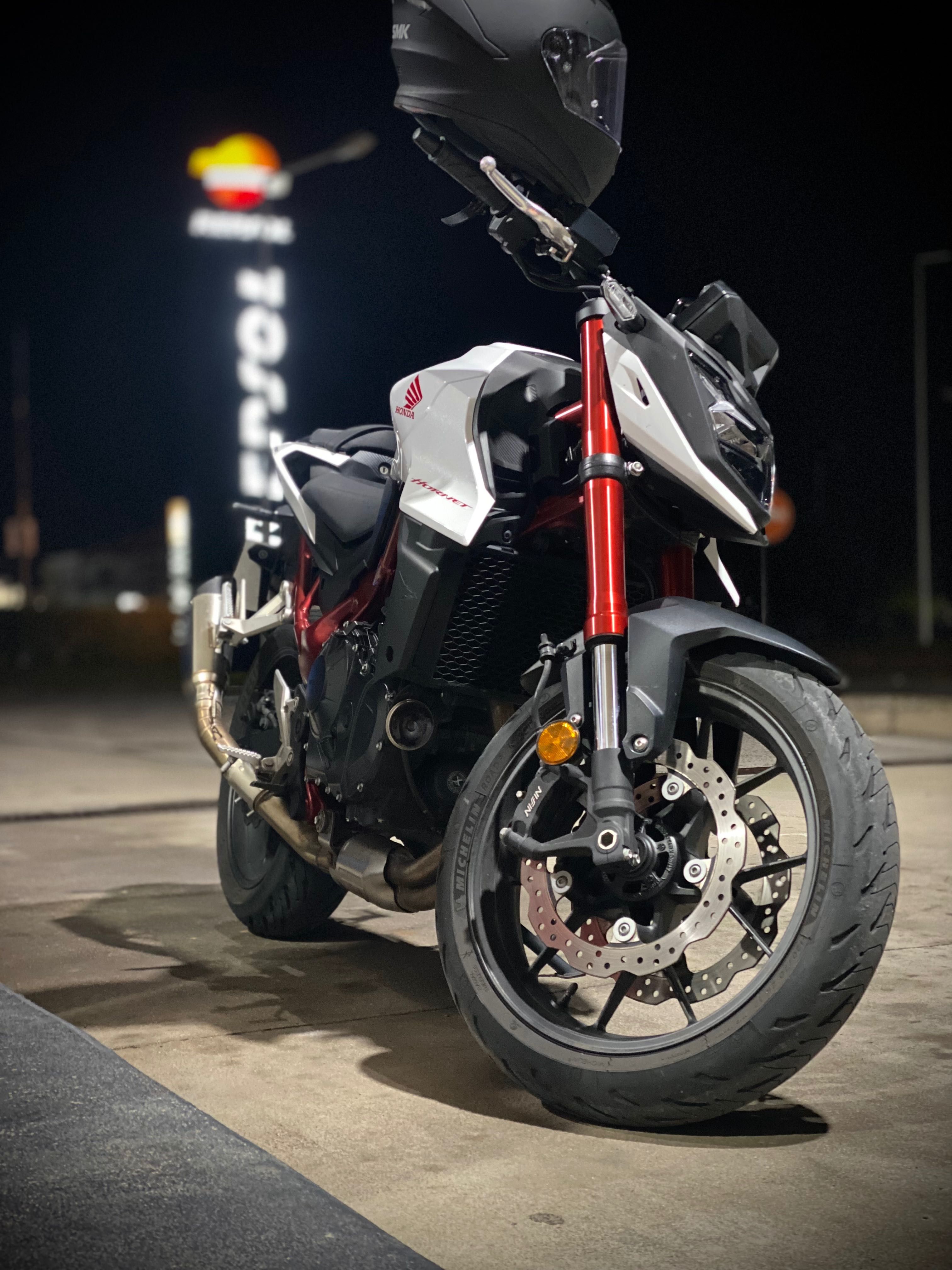 Honda cb750  Hornet 2023 como nova Full power