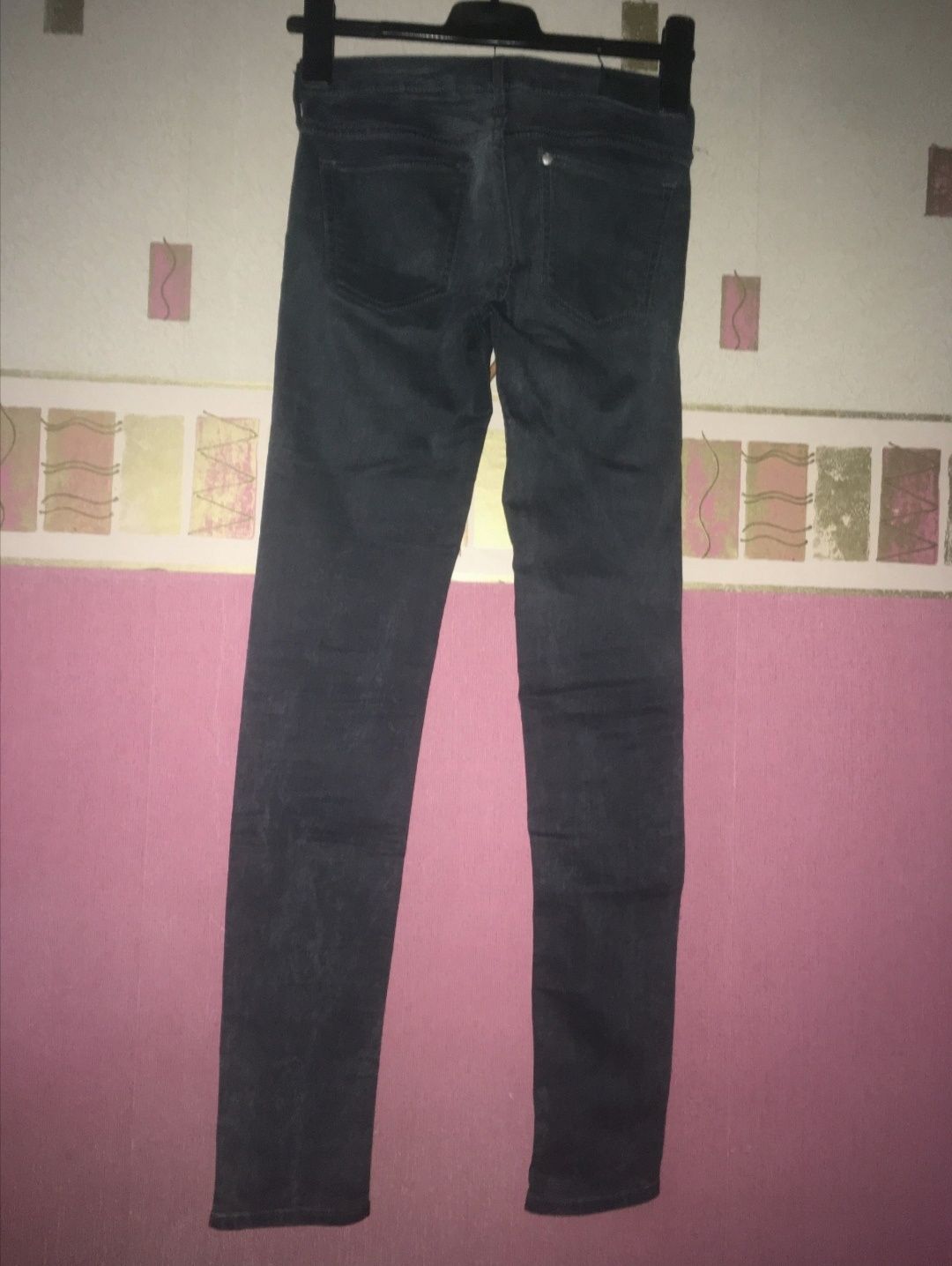 spodnie jeansowe rurki dżinsy zwężane /  H&M  /rozm. 25/32  xs Nowe