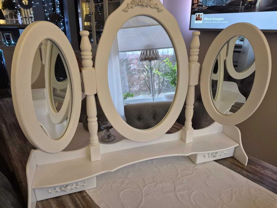 Toaletka / nadstawka biała 3 lustra