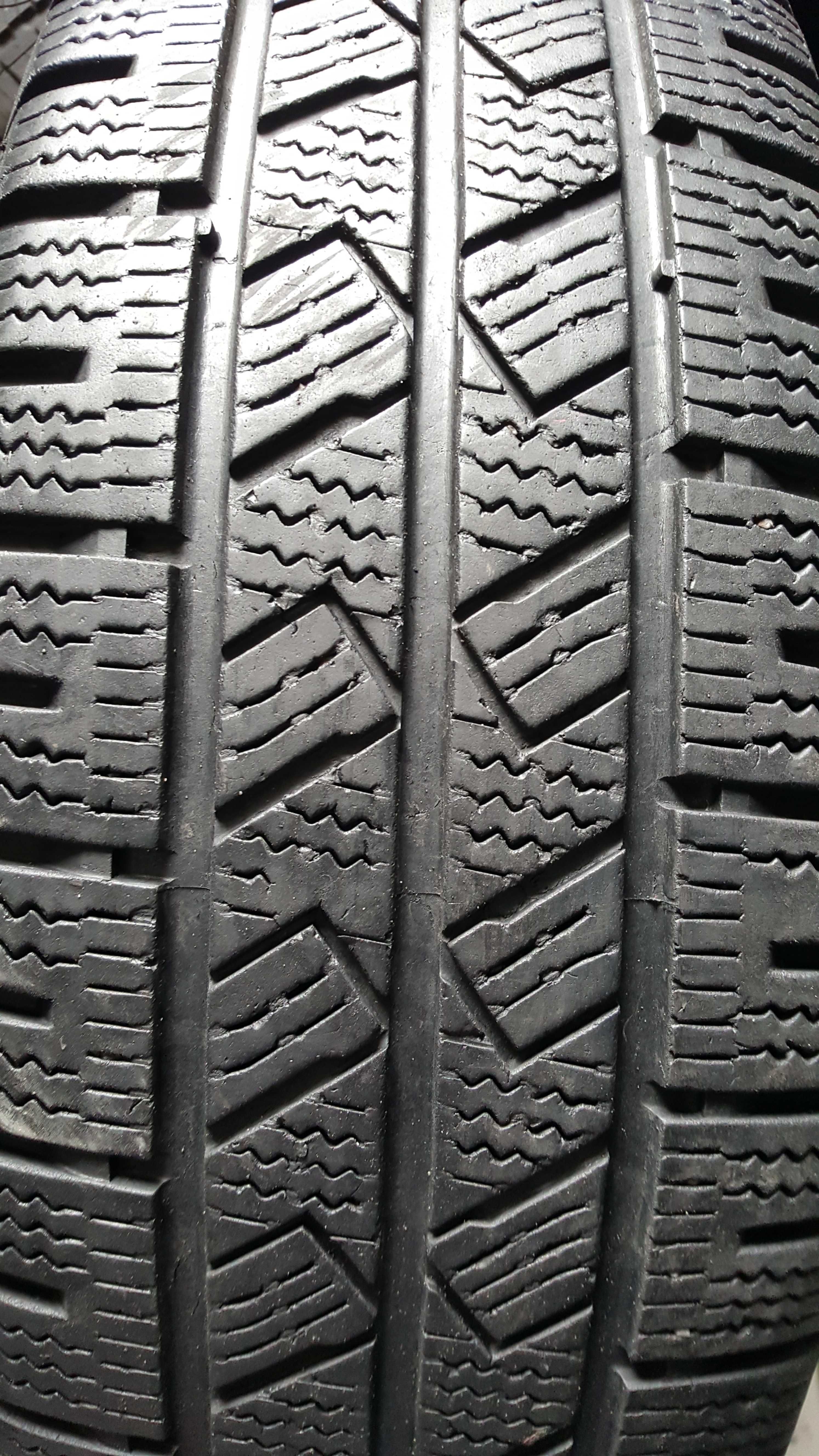 Laufenn 215/70 r15C i Fit VAN /// 5,1mm!!! 20r wysyłka