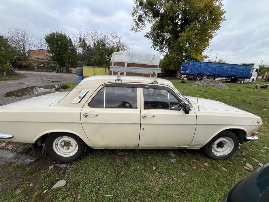 Авто Волга ГАЗ 2410