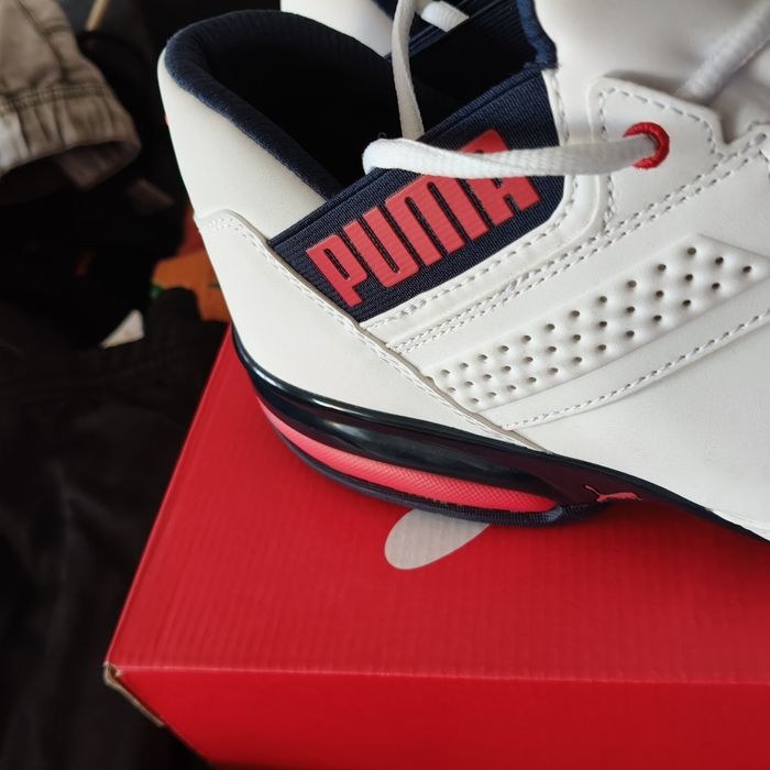 Nowe buty pumy białe