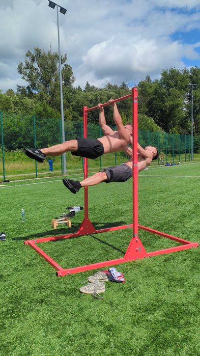 Drążek do podciągania wolnostojący mocna konstrukcja / street workout