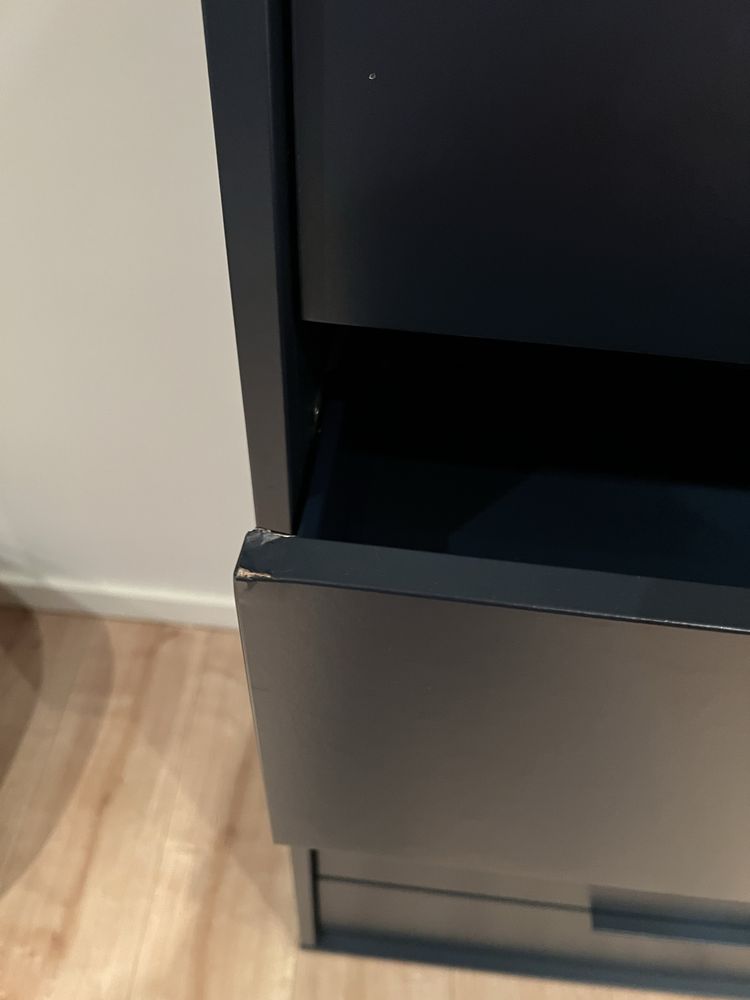 Ikea NORDMELA cómoda com varão