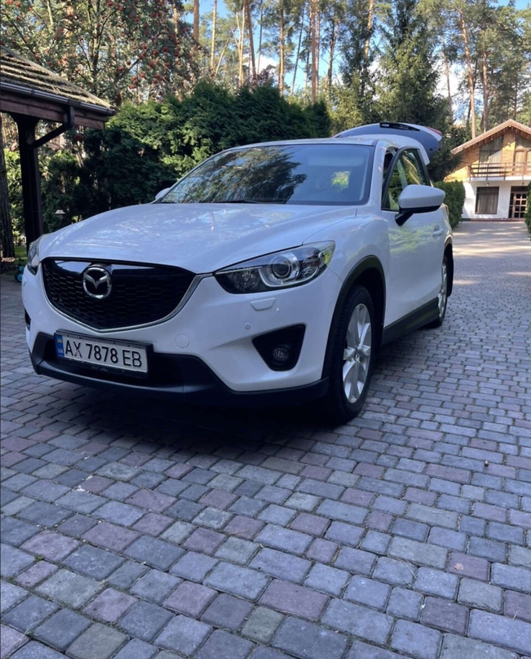 Кроссовер Mazda CX-5 2012