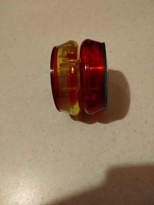 Yo-yo продам в хорошому стані