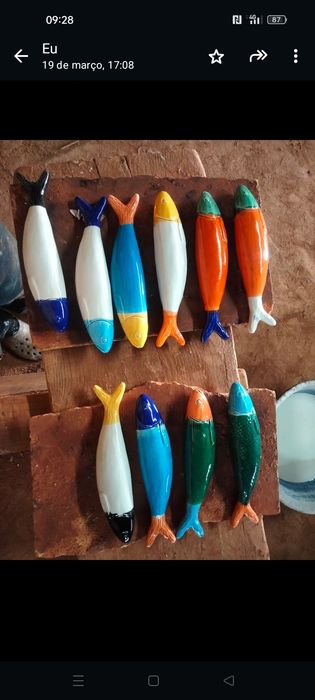 Sardinhas , suporte colher, borboletas entre muitas outras peças