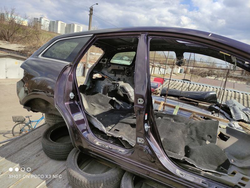 Mazda cx7, Мазда сх7 четверть, крыша