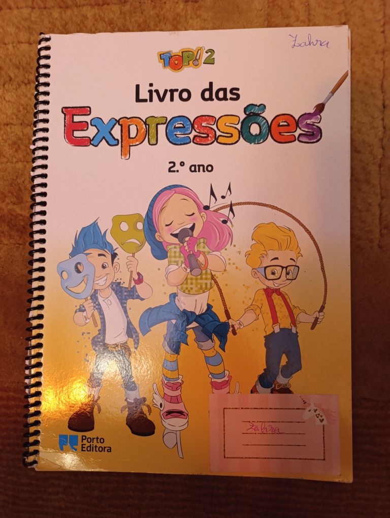 Manuais escolares  2° ano