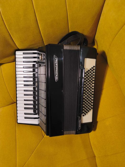 Akordeon Weltmaister 4 chórowy 96 bas
