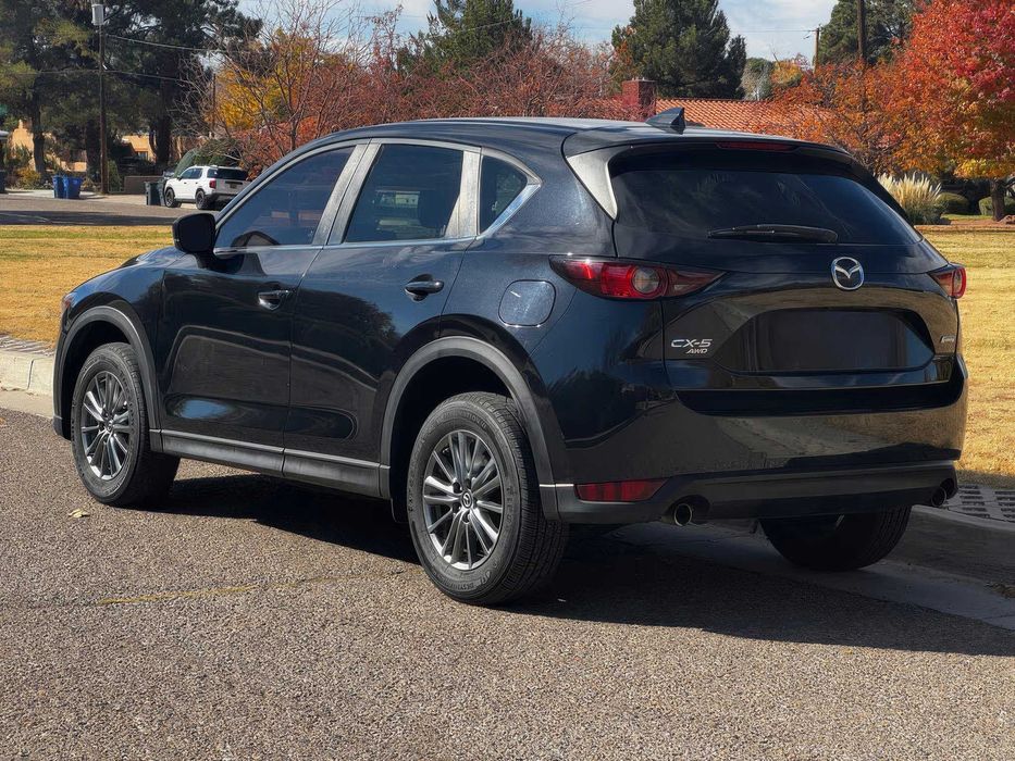 Mazda CX-5 Touring      2017