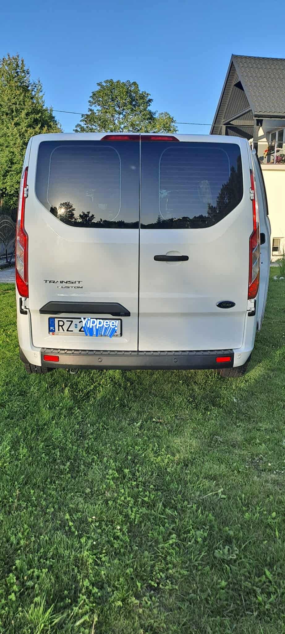 Wynajmę busa 9 osobowego Ford Transit Custom
