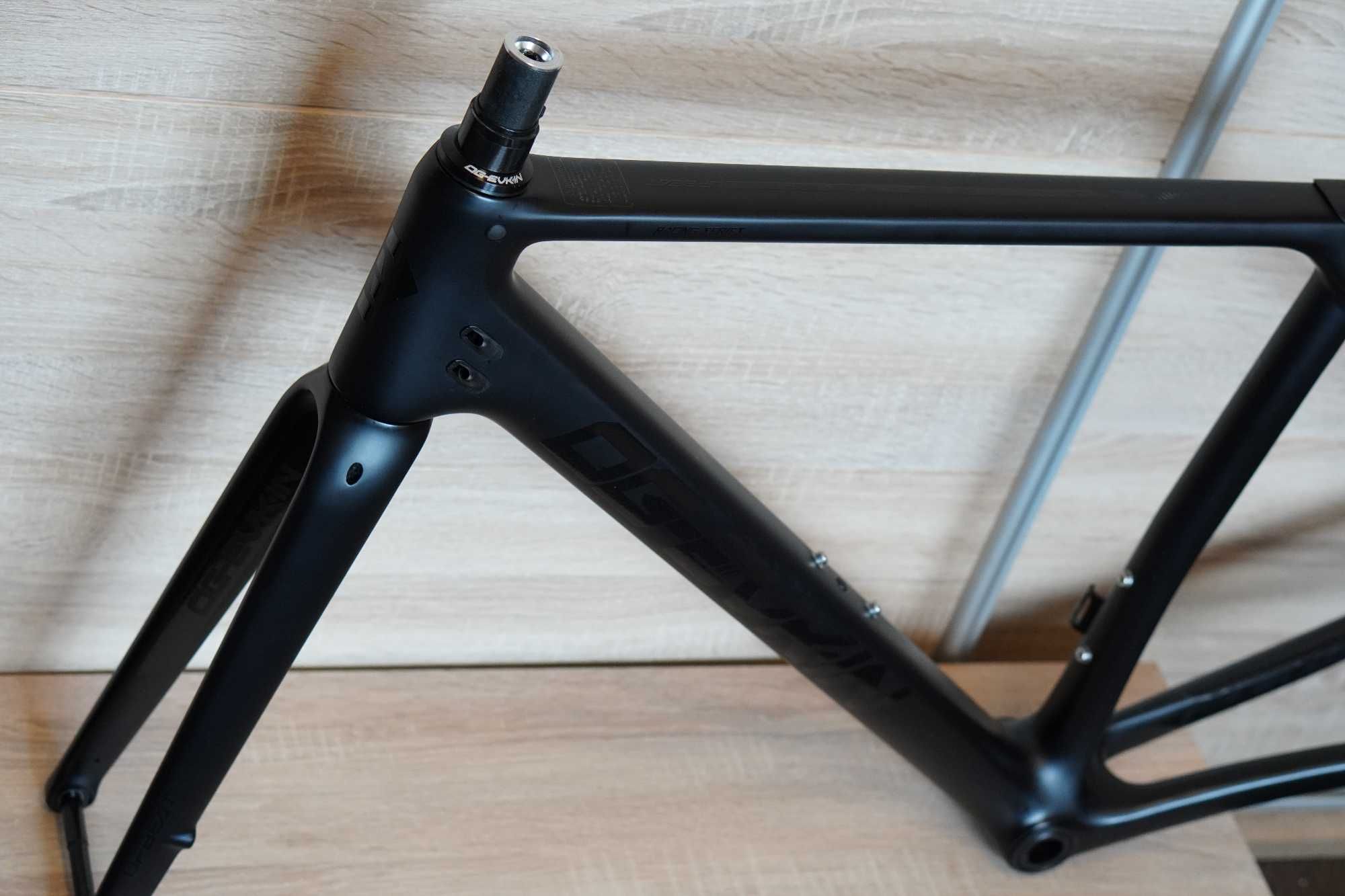 Rama szosowa Carbon DISC r.53 / S frameset OG-EVKIN CF-025