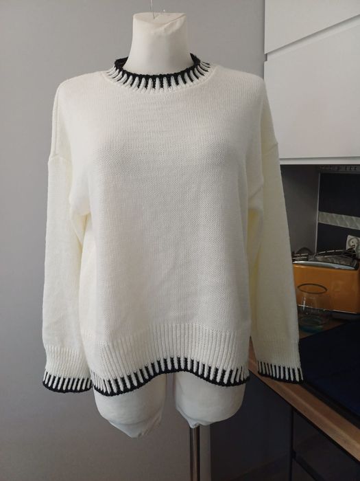 Śliczny sweterek Made in Italy rozm XL/XXL.