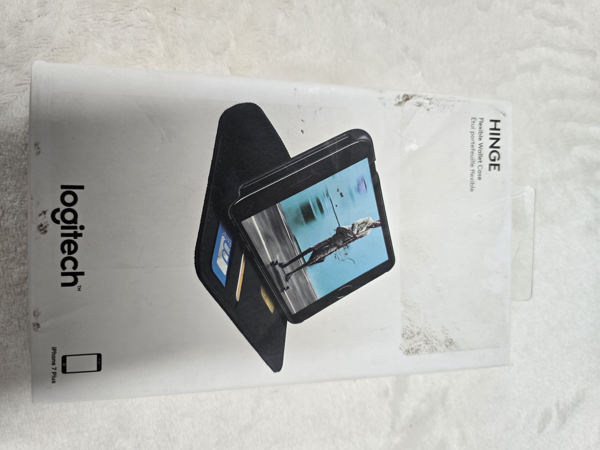 Futerał iPhone 7plus firmy logitech