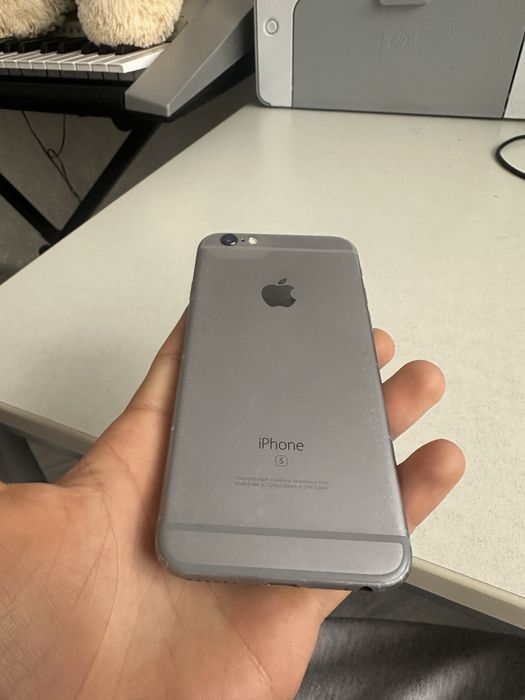 iPhone 6s на запчастини