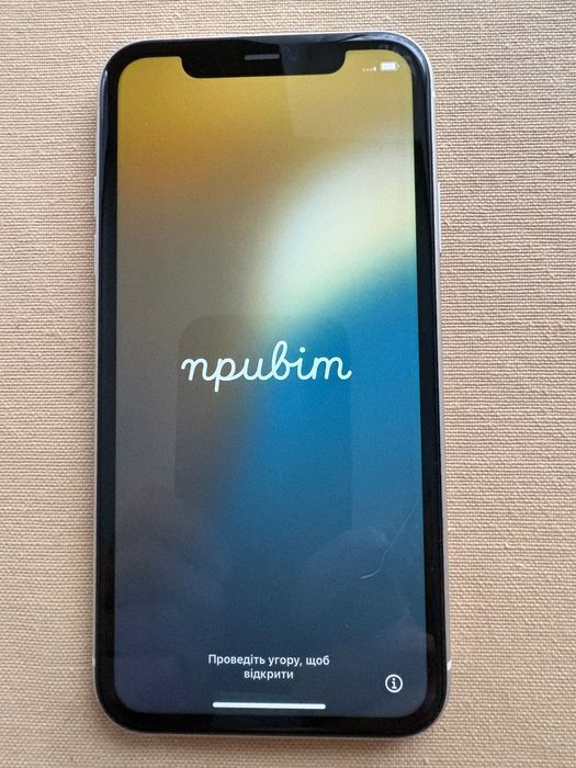 телефон  iPhone 11 64 gb