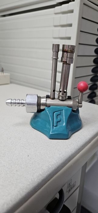 Dentaria bico de Bunsen