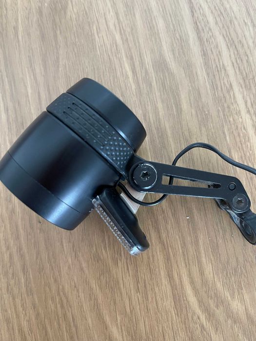 Lampka rowerowa przednia Busch+Muller IQ-X E e-bike dynamo [B-L1]