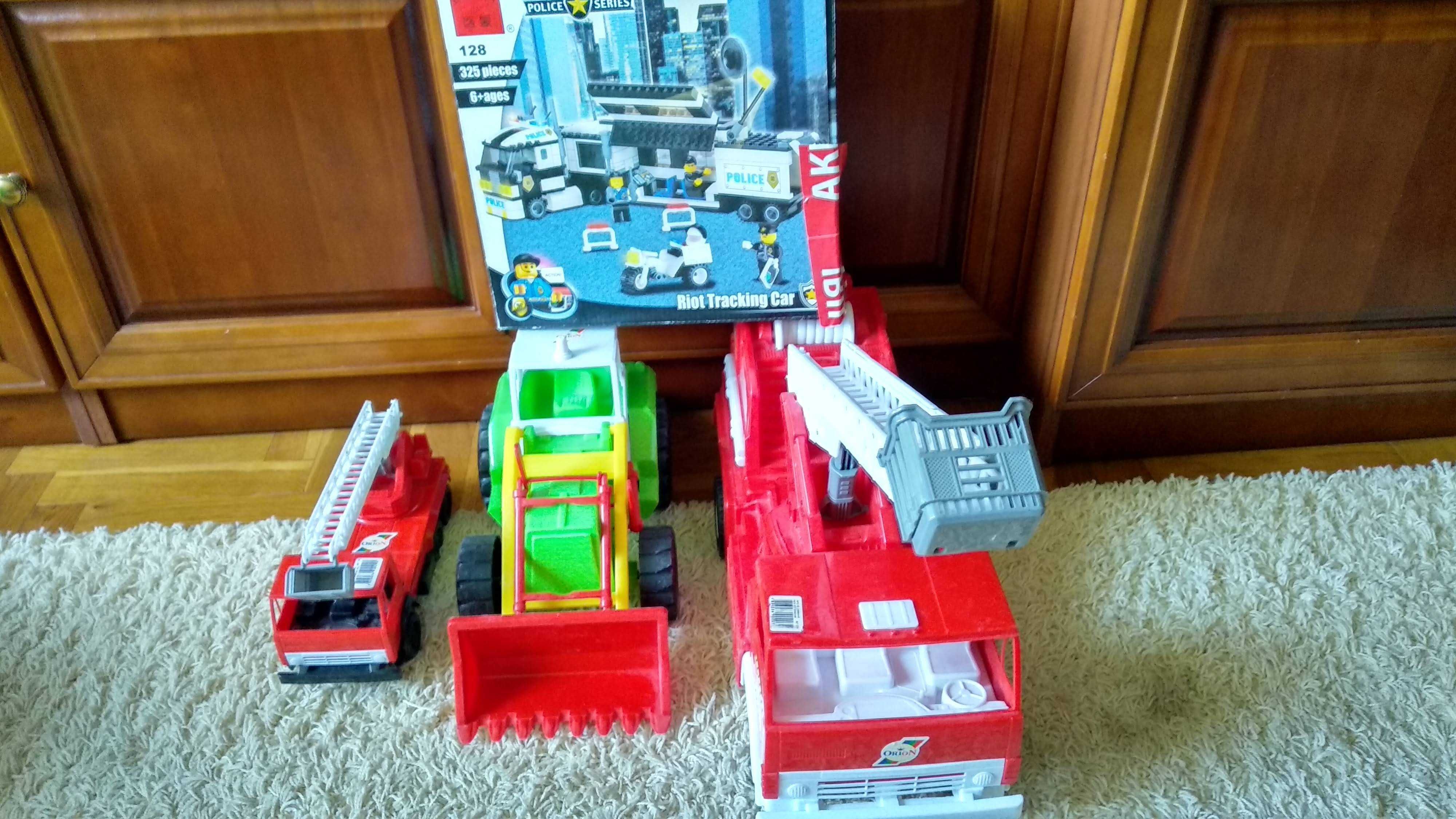 Поліцейський набір конструктор  Лего 325 одиниць, Lego