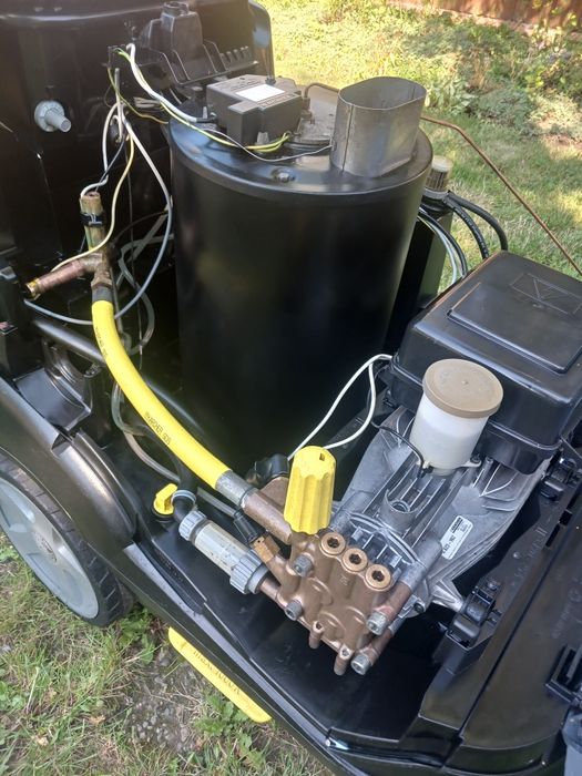 Мийка високого тиску Karcher nds професійний