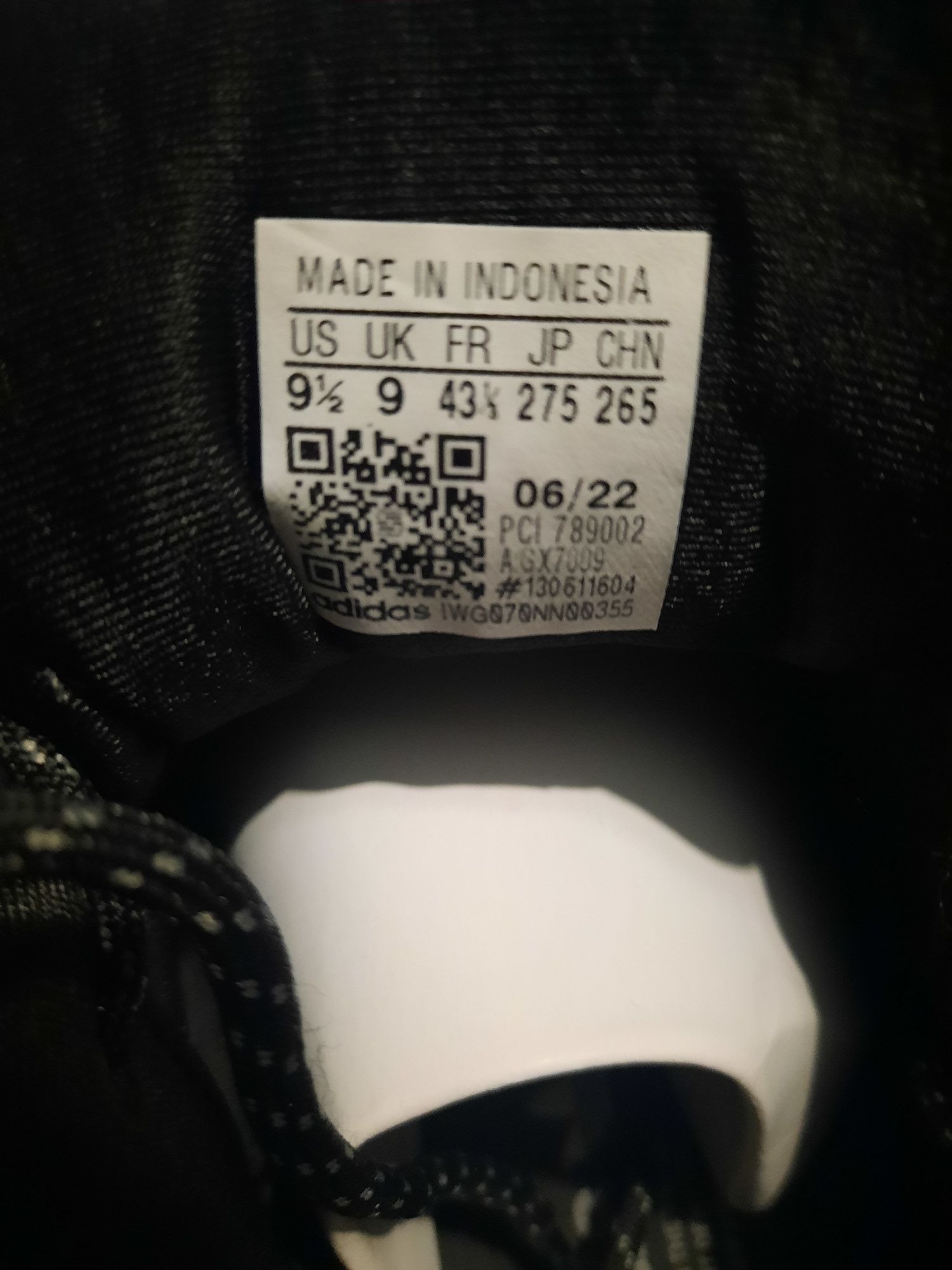 Sapatilhas Adidas ZX 22 Boost Tam 43