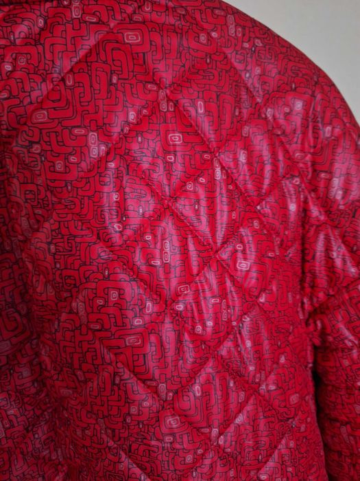 Продам жіночу куртку, демісезонну, в відмінному стані.