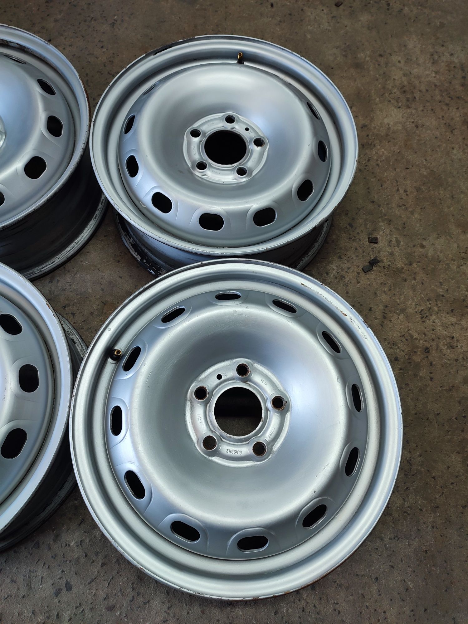 Диски 5/114.3 R16 Renault Traffic Daster Opel Vivaro